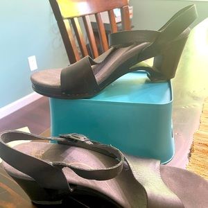 Dansko sandals with cut-out heel. Size 42